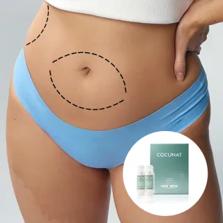 Frau, die sich Clinical Sculpt am Bauch aufträgt
